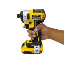 Cargar imagen en el visor de la galería, Combo Rotomartillo + Llave De Impacto 20V Max Xr Dck287D2 Dewalt